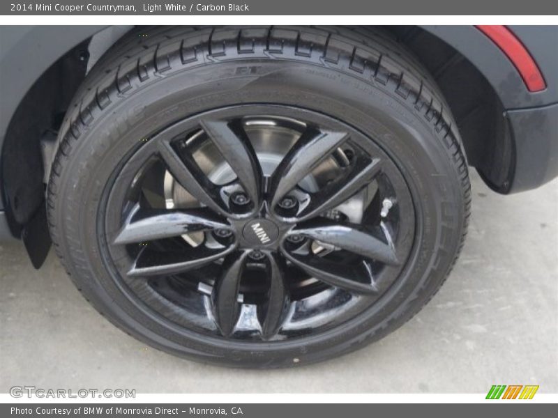 Light White / Carbon Black 2014 Mini Cooper Countryman