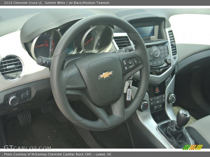 Summit White / Jet Black/Medium Titanium 2014 Chevrolet Cruze LS