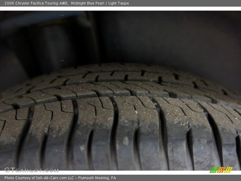 Midnight Blue Pearl / Light Taupe 2006 Chrysler Pacifica Touring AWD