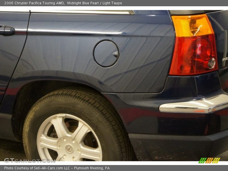 Midnight Blue Pearl / Light Taupe 2006 Chrysler Pacifica Touring AWD