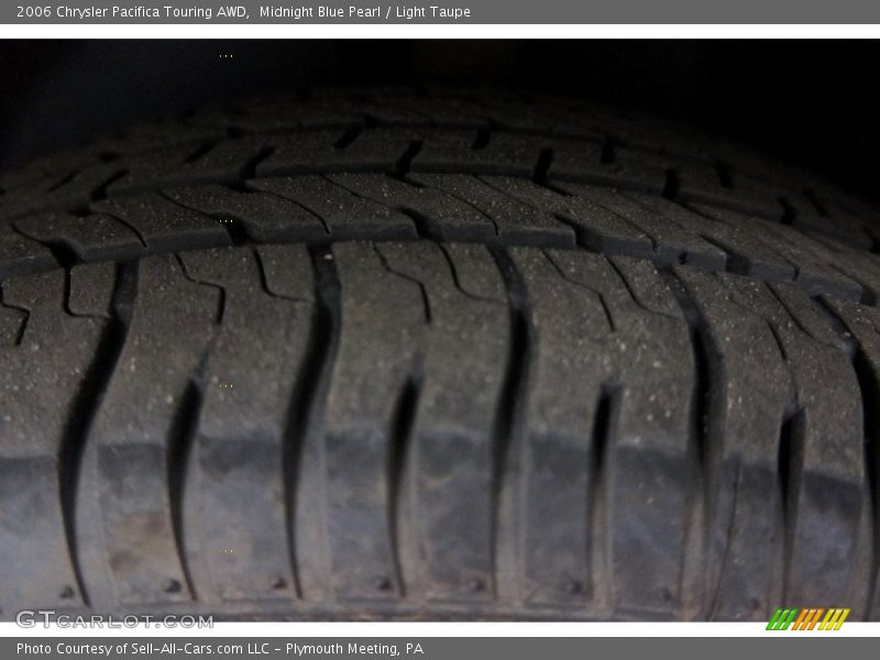 Midnight Blue Pearl / Light Taupe 2006 Chrysler Pacifica Touring AWD