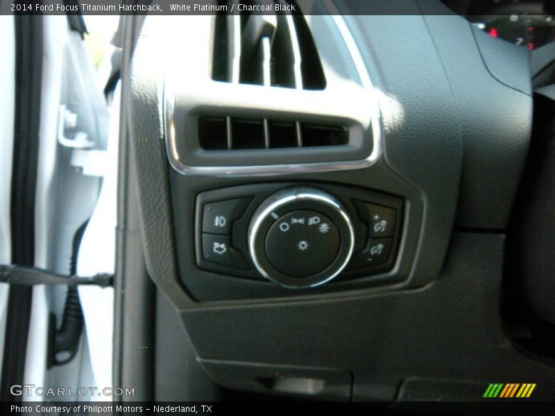 White Platinum / Charcoal Black 2014 Ford Focus Titanium Hatchback
