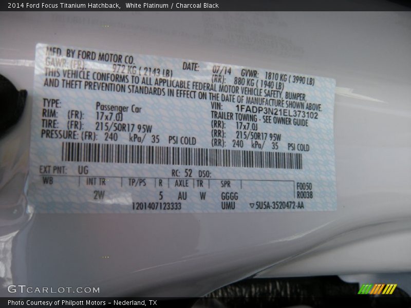 White Platinum / Charcoal Black 2014 Ford Focus Titanium Hatchback