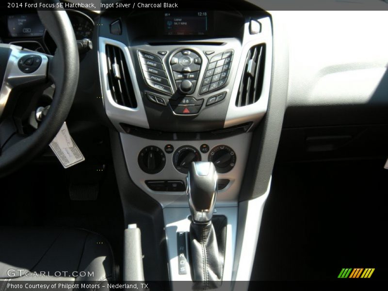 Ingot Silver / Charcoal Black 2014 Ford Focus SE Hatchback