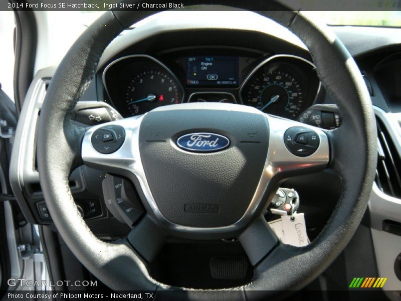 Ingot Silver / Charcoal Black 2014 Ford Focus SE Hatchback