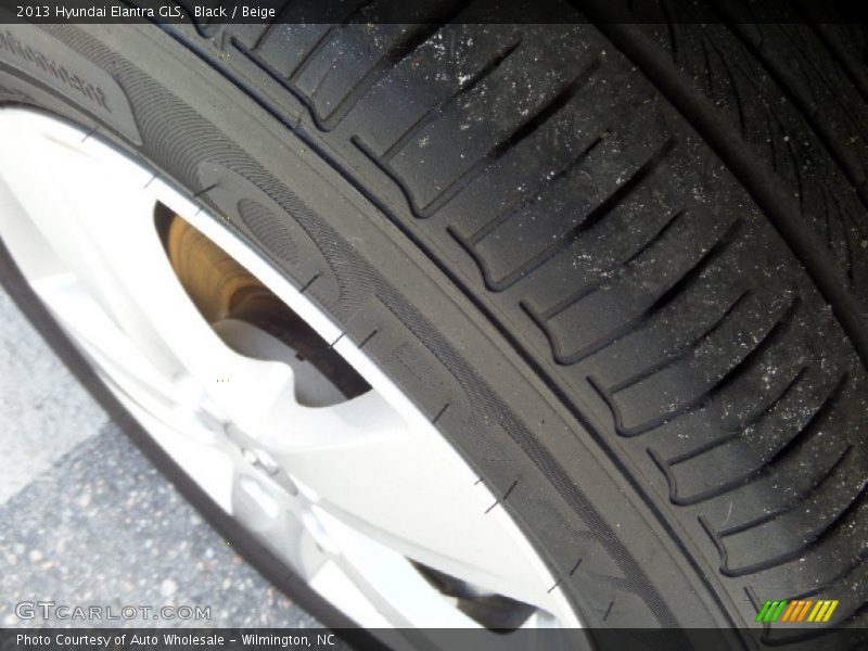 Black / Beige 2013 Hyundai Elantra GLS