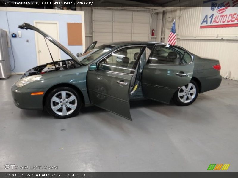 Oasis Green Pearl / Ash Gray 2005 Lexus ES 330
