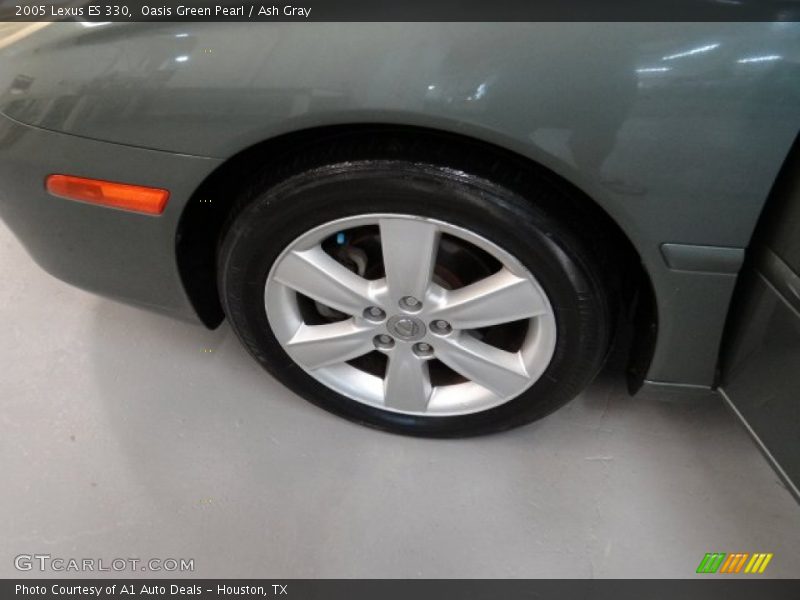 Oasis Green Pearl / Ash Gray 2005 Lexus ES 330