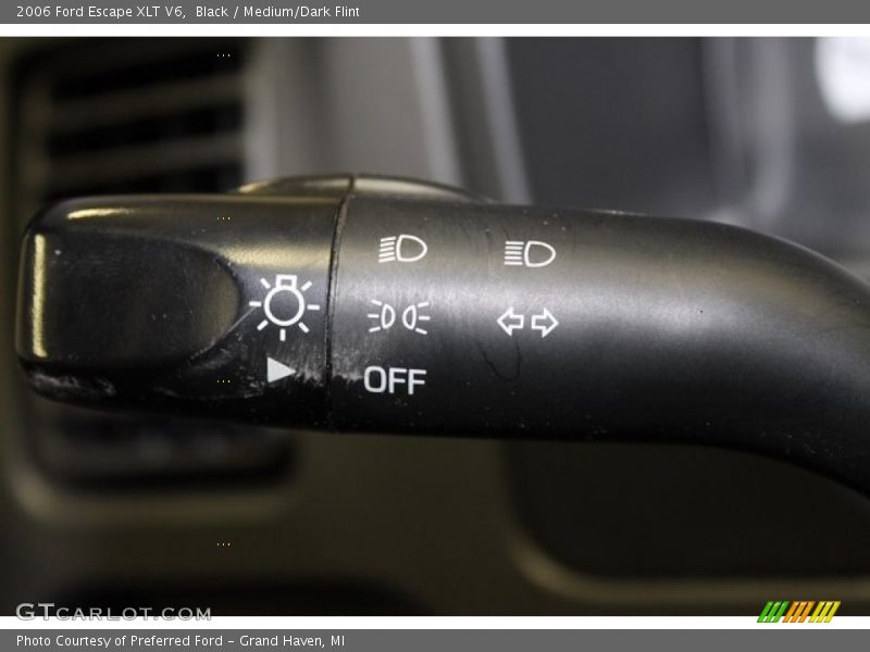 Black / Medium/Dark Flint 2006 Ford Escape XLT V6