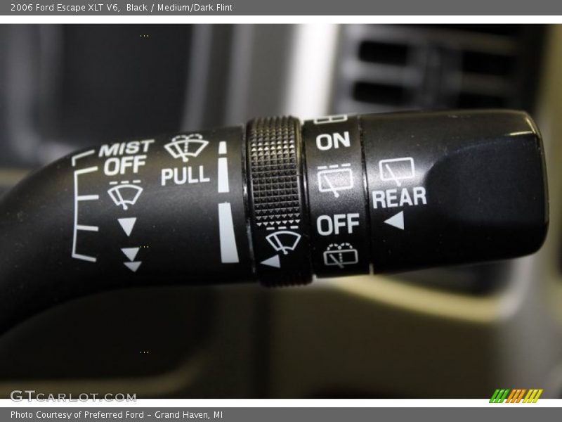 Black / Medium/Dark Flint 2006 Ford Escape XLT V6
