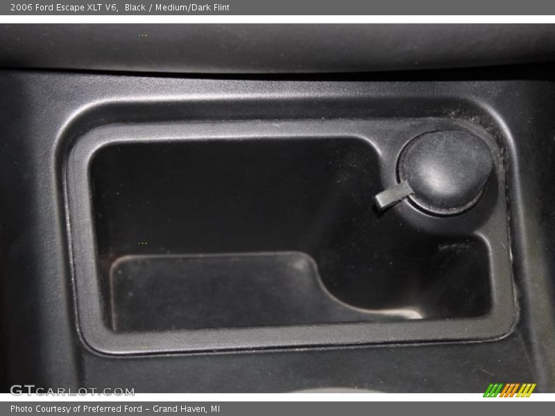 Black / Medium/Dark Flint 2006 Ford Escape XLT V6