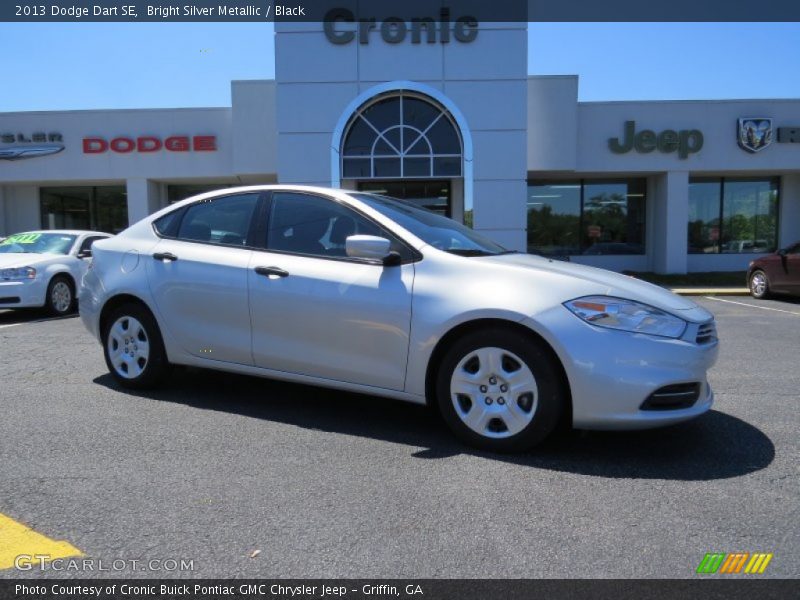 Bright Silver Metallic / Black 2013 Dodge Dart SE