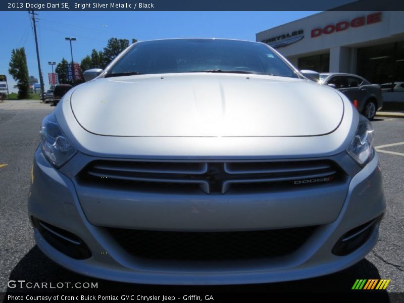 Bright Silver Metallic / Black 2013 Dodge Dart SE