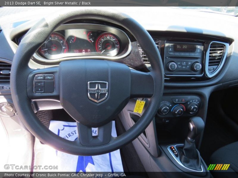 Bright Silver Metallic / Black 2013 Dodge Dart SE