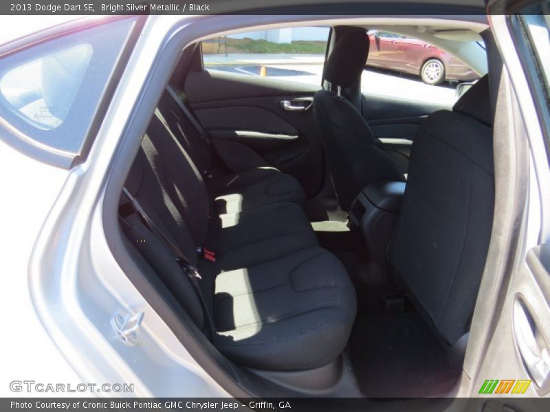 Bright Silver Metallic / Black 2013 Dodge Dart SE