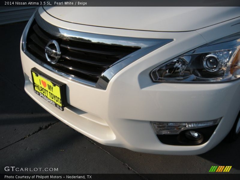Pearl White / Beige 2014 Nissan Altima 3.5 SL