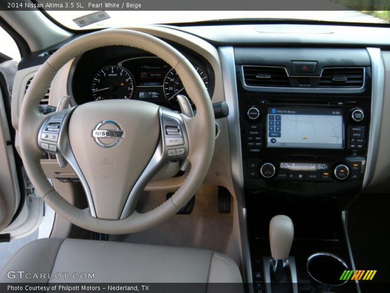 Dashboard of 2014 Altima 3.5 SL