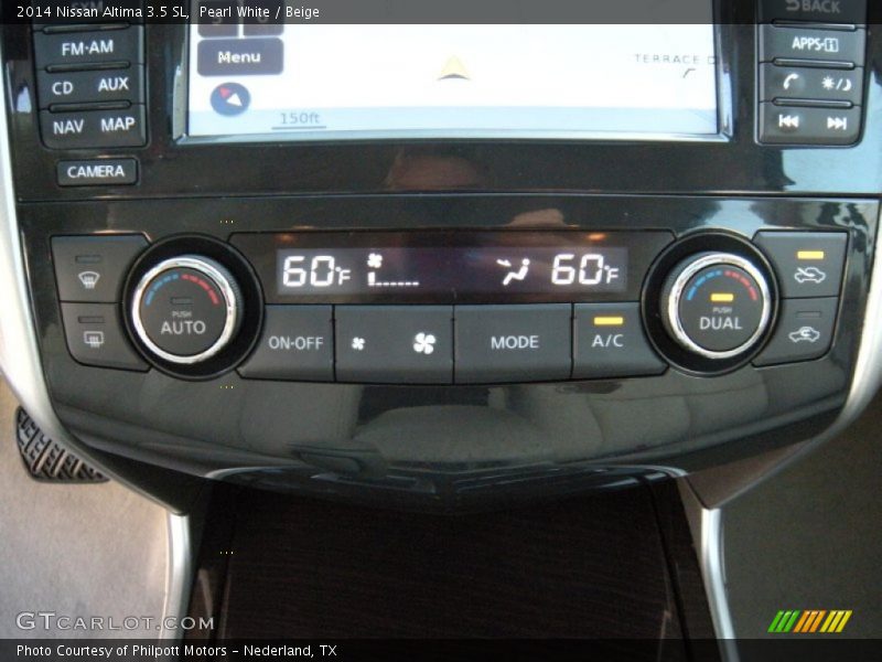 Controls of 2014 Altima 3.5 SL