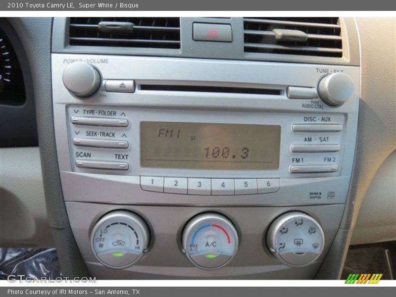 Super White / Bisque 2010 Toyota Camry LE