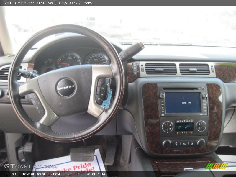 Onyx Black / Ebony 2011 GMC Yukon Denali AWD