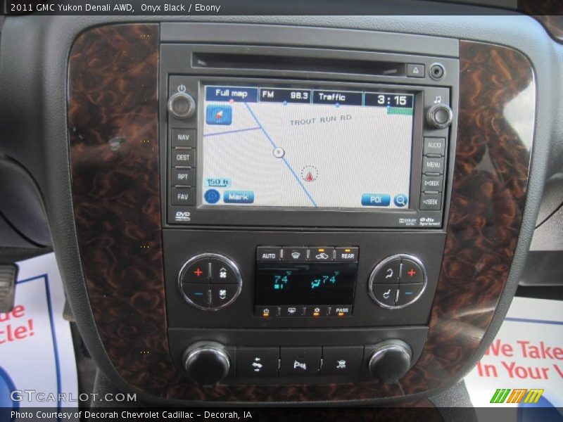 Onyx Black / Ebony 2011 GMC Yukon Denali AWD