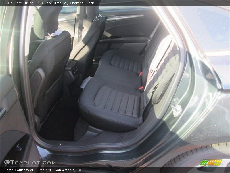 Guard Metallic / Charcoal Black 2015 Ford Fusion SE