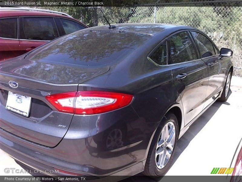 Magnetic Metallic / Charcoal Black 2015 Ford Fusion SE