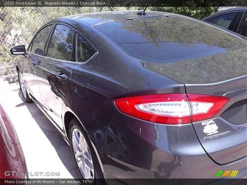 Magnetic Metallic / Charcoal Black 2015 Ford Fusion SE