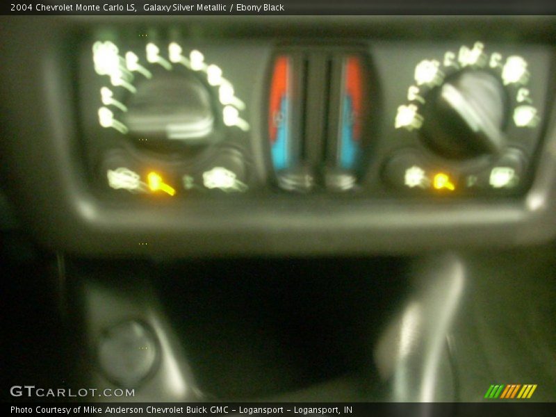 Galaxy Silver Metallic / Ebony Black 2004 Chevrolet Monte Carlo LS
