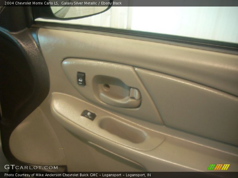 Galaxy Silver Metallic / Ebony Black 2004 Chevrolet Monte Carlo LS