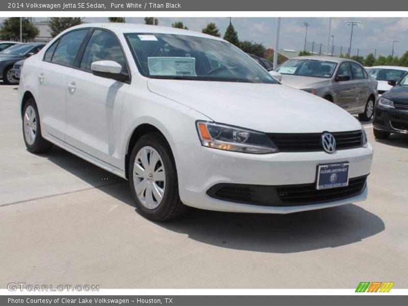 Pure White / Titan Black 2014 Volkswagen Jetta SE Sedan