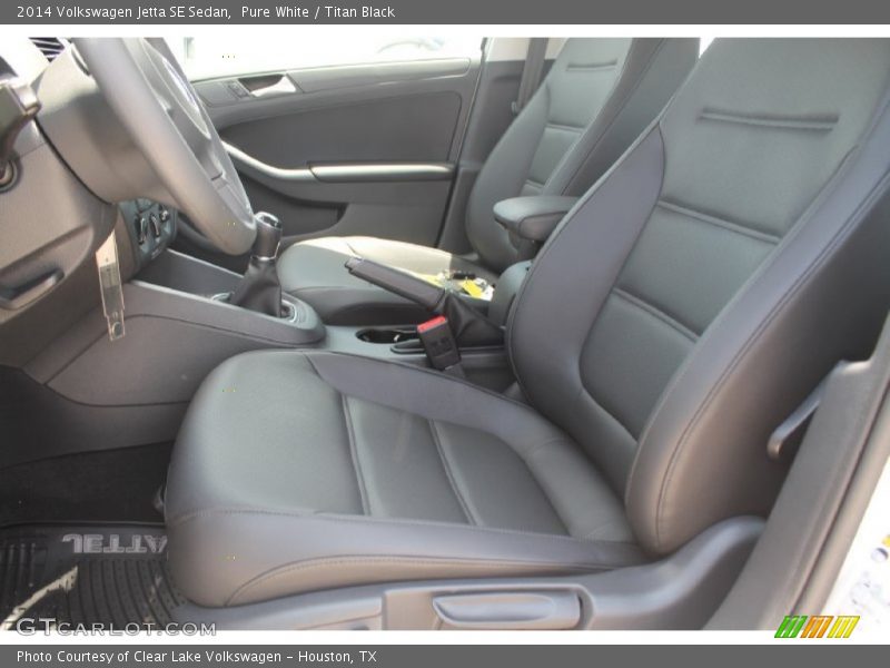 Pure White / Titan Black 2014 Volkswagen Jetta SE Sedan