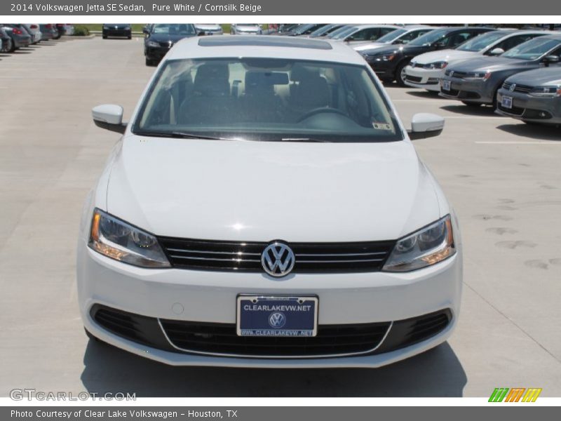 Pure White / Cornsilk Beige 2014 Volkswagen Jetta SE Sedan
