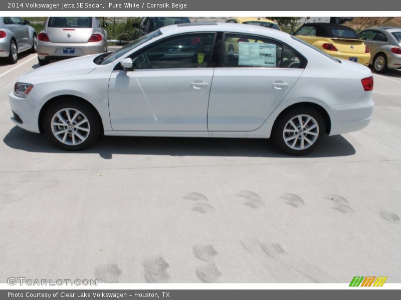 Pure White / Cornsilk Beige 2014 Volkswagen Jetta SE Sedan