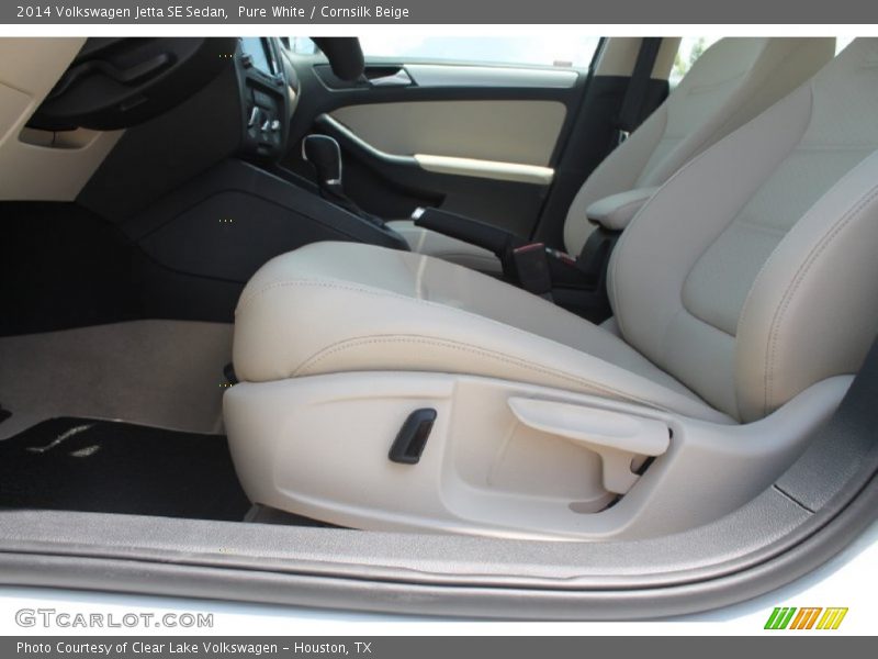 Pure White / Cornsilk Beige 2014 Volkswagen Jetta SE Sedan