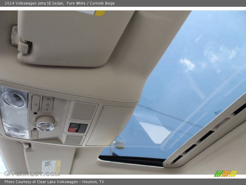 Pure White / Cornsilk Beige 2014 Volkswagen Jetta SE Sedan