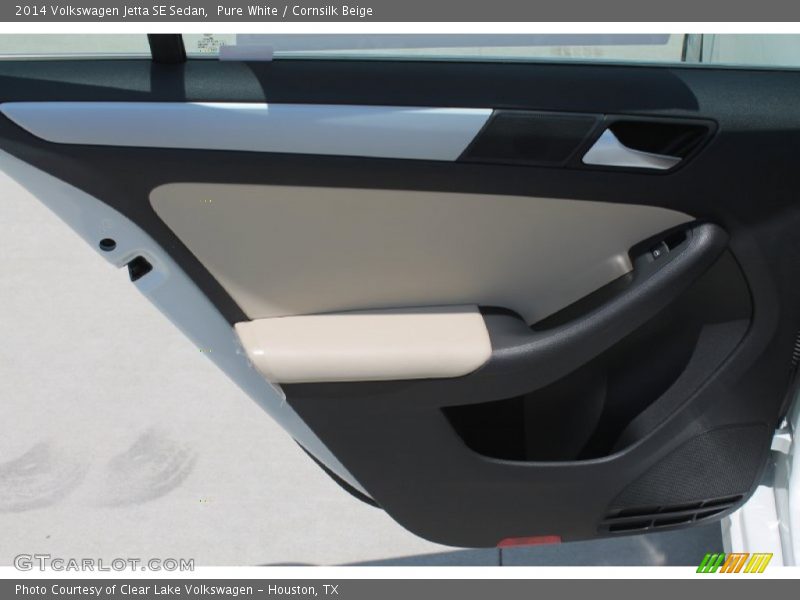 Pure White / Cornsilk Beige 2014 Volkswagen Jetta SE Sedan
