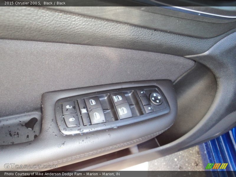Black / Black 2015 Chrysler 200 S