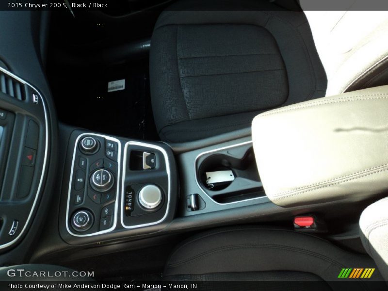 Black / Black 2015 Chrysler 200 S