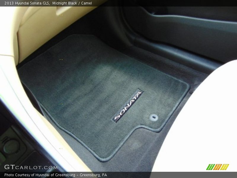 Midnight Black / Camel 2013 Hyundai Sonata GLS