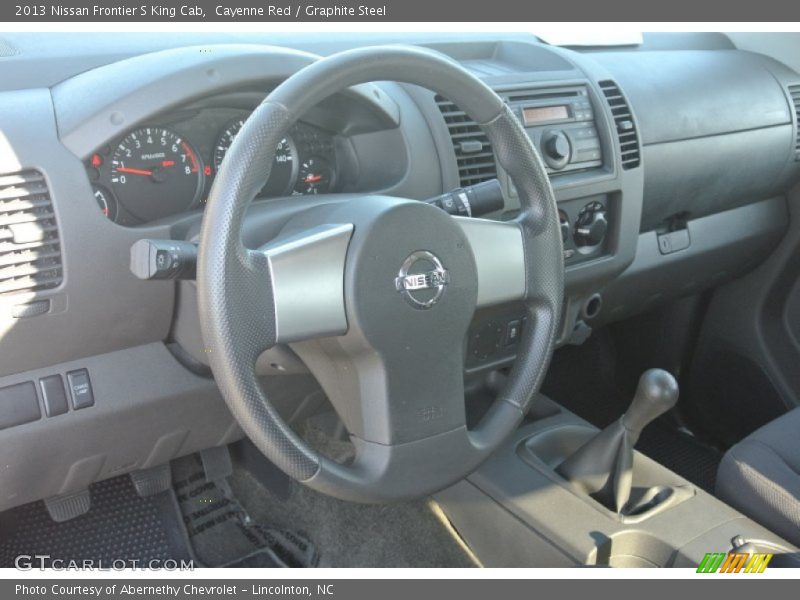 Cayenne Red / Graphite Steel 2013 Nissan Frontier S King Cab
