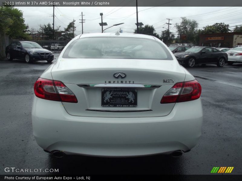 Moonlight White / Graphite 2011 Infiniti M 37x AWD Sedan