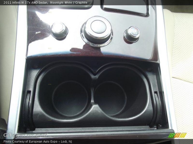 Moonlight White / Graphite 2011 Infiniti M 37x AWD Sedan