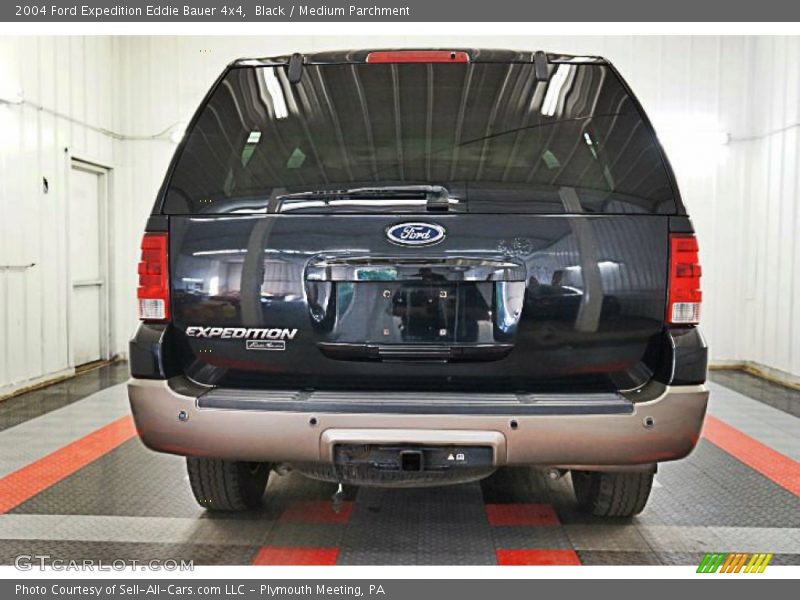 Black / Medium Parchment 2004 Ford Expedition Eddie Bauer 4x4