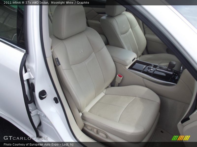 Moonlight White / Graphite 2011 Infiniti M 37x AWD Sedan