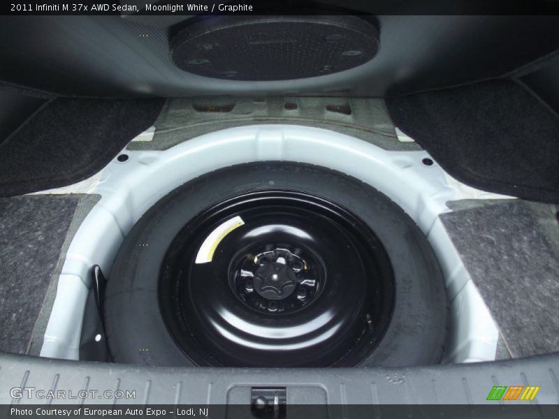 Moonlight White / Graphite 2011 Infiniti M 37x AWD Sedan