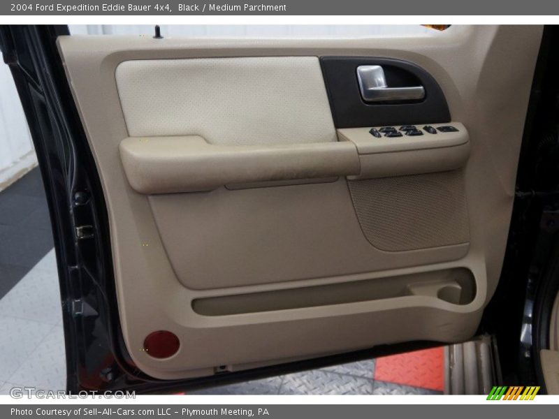 Black / Medium Parchment 2004 Ford Expedition Eddie Bauer 4x4