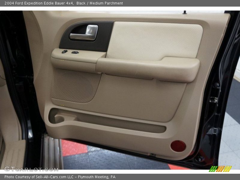 Black / Medium Parchment 2004 Ford Expedition Eddie Bauer 4x4