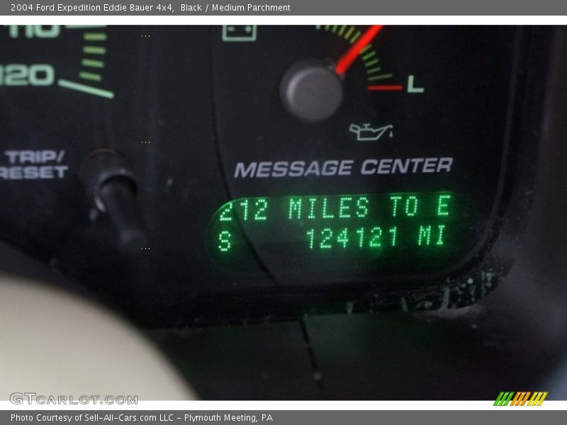 Black / Medium Parchment 2004 Ford Expedition Eddie Bauer 4x4
