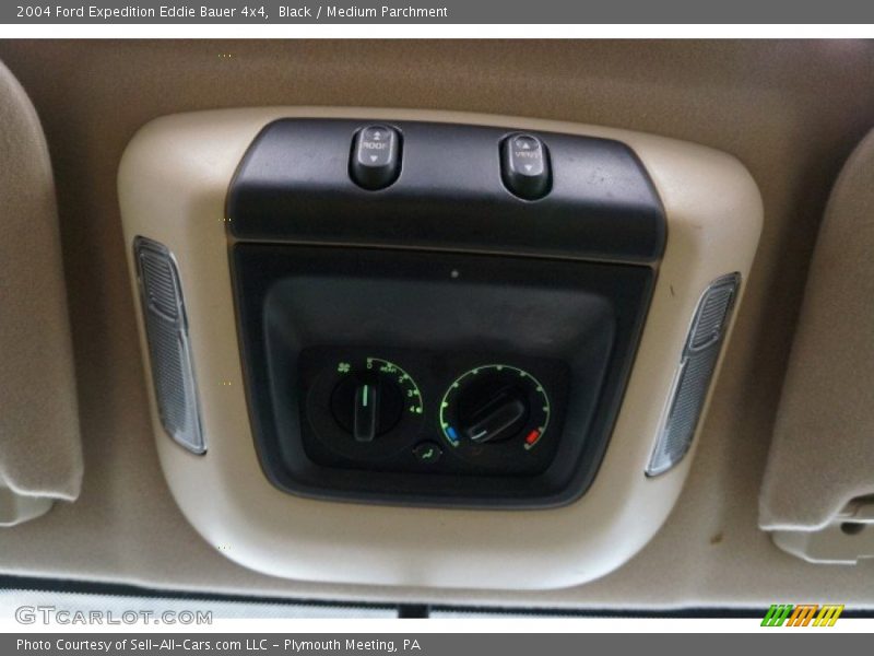 Black / Medium Parchment 2004 Ford Expedition Eddie Bauer 4x4